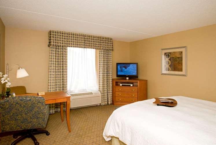 Hampton Inn & Suites Tilton Room photo